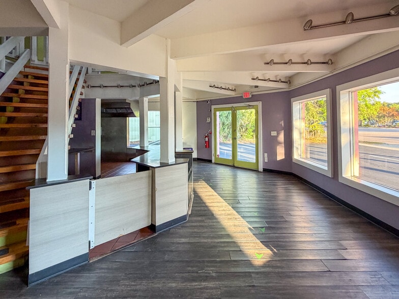 1247 Ben Sawyer Blvd, Mount Pleasant, SC for sale - Building Photo - Image 3 of 16