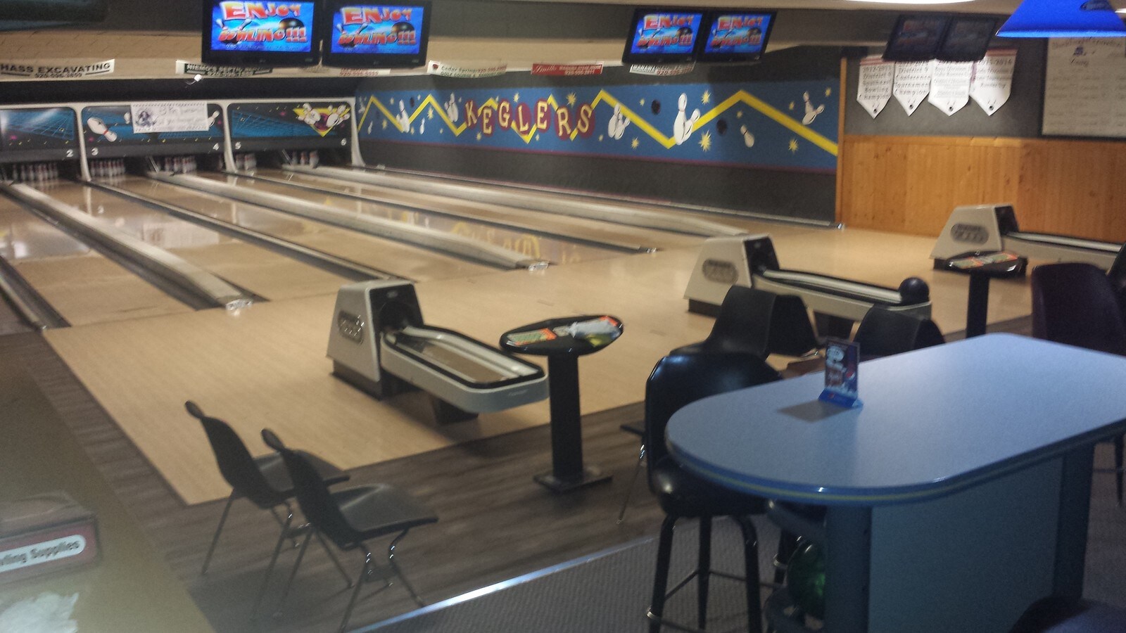 1143 Depot St, Manawa, WI 54949