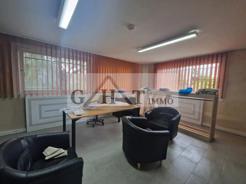 Office in Mareuil-lès-Meaux for lease - Interior Photo - Image 3 of 11