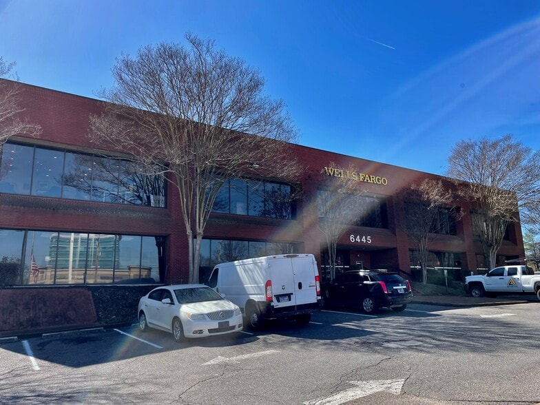 6445 Poplar Ave, Memphis, TN for lease - Building Photo - Image 1 of 8