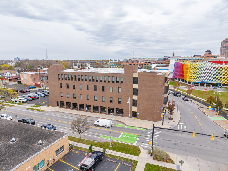 109 S Union St, Rochester, NY for lease - Building Photo - Image 1 of 28