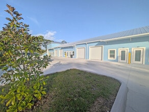 550 Martin Road, Palm Bay, FL for lease Interior Photo- Image 2 of 4