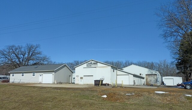 3106 Lincoln Way, Clinton, IA for sale Primary Photo- Image 1 of 1
