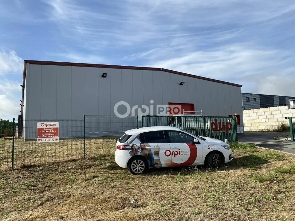 Flex in Bézu-Saint-Germain for lease Building Photo- Image 1 of 13