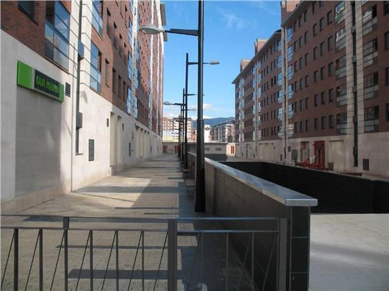 Retail in Ponferrada, León for lease Building Photo- Image 1 of 3