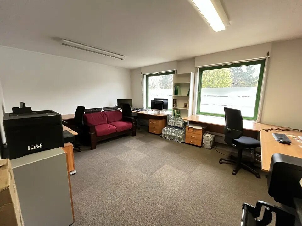 Office in Champs-sur-Marne for sale Interior Photo- Image 1 of 8