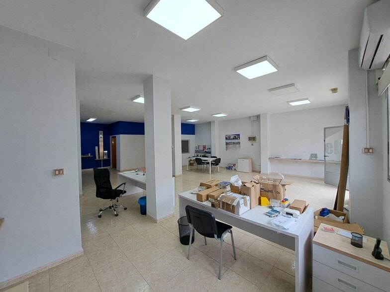 Retail in Alzira for sale - Interior Photo - Image 3 of 8