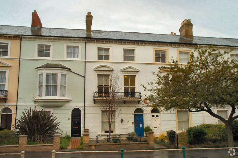 50 Carisbrooke Rd, Newport for sale Primary Photo- Image 1 of 1