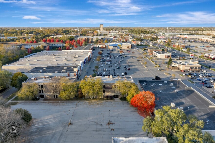17926 S Halsted St, Homewood, IL for sale - Building Photo - Image 3 of 7