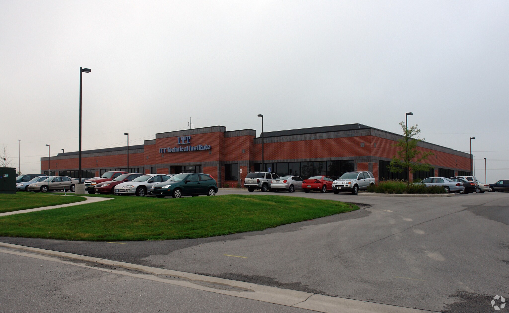 2810 Dupont Commerce Ct, Fort Wayne, IN for sale Primary Photo- Image 1 of 1