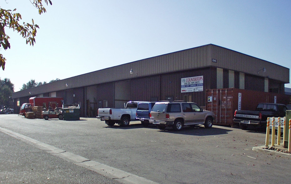 1045 Triangle Ct, West Sacramento, CA for lease - Building Photo - Image 2 of 3