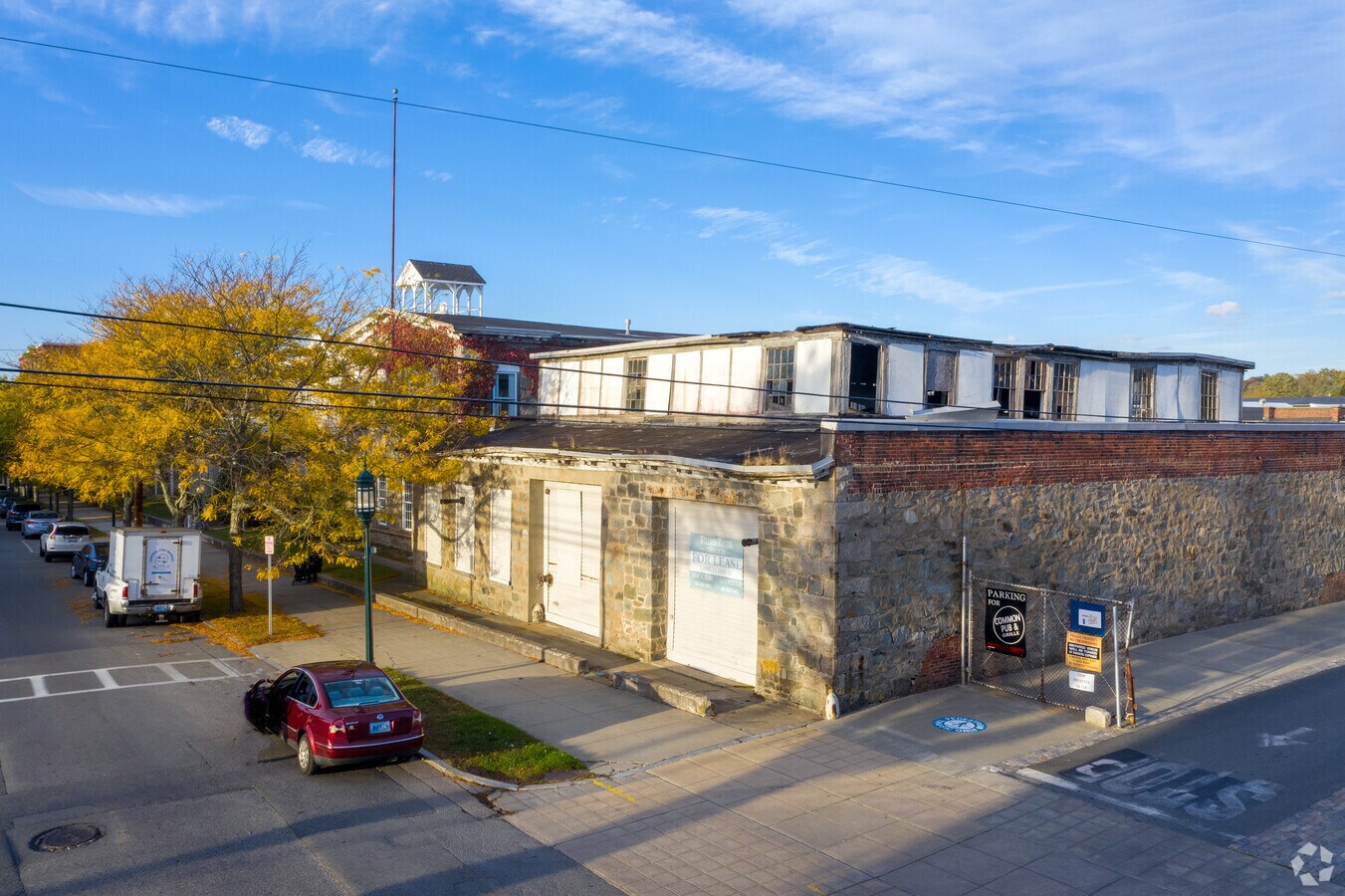 500 Wood St, Bristol, RI 02809