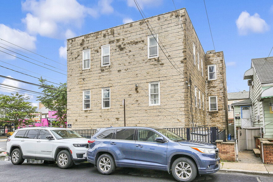 3099 Coney Island Ave, Brooklyn, NY for sale - Building Photo - Image 3 of 25