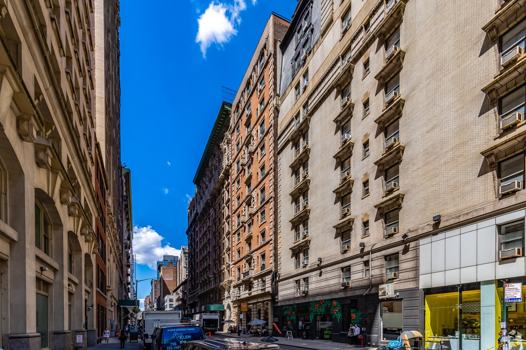 66 Madison Ave New York: A Glimpse Into Luxury Living