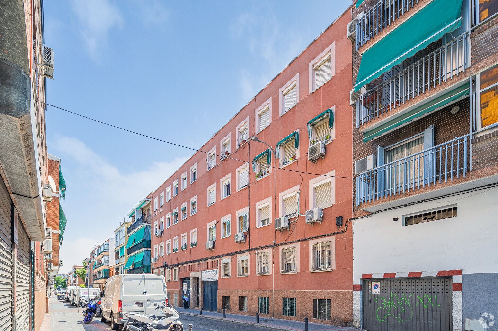 Calle Doctor Bellido, 39, Madrid, Madrid for sale Primary Photo- Image 1 of 1
