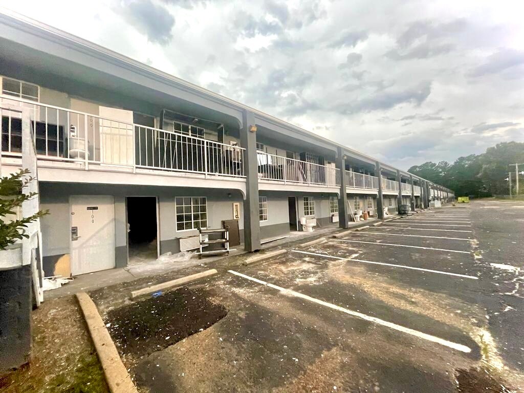 5925 I-55, Jackson, MS 39206 - Studio 7 Extended Stay - Jackson | LoopNet