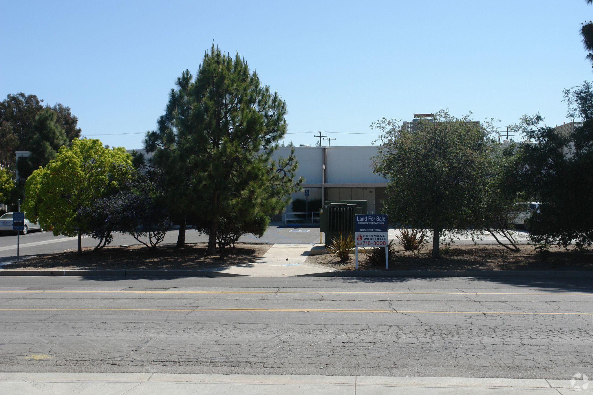 670 Lawrence Dr, Thousand Oaks, CA for lease Primary Photo- Image 1 of 6