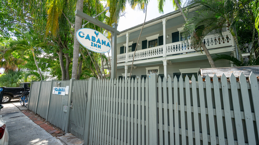 413 Applerouth Ln, Key West, FL for sale - Building Photo - Image 1 of 14