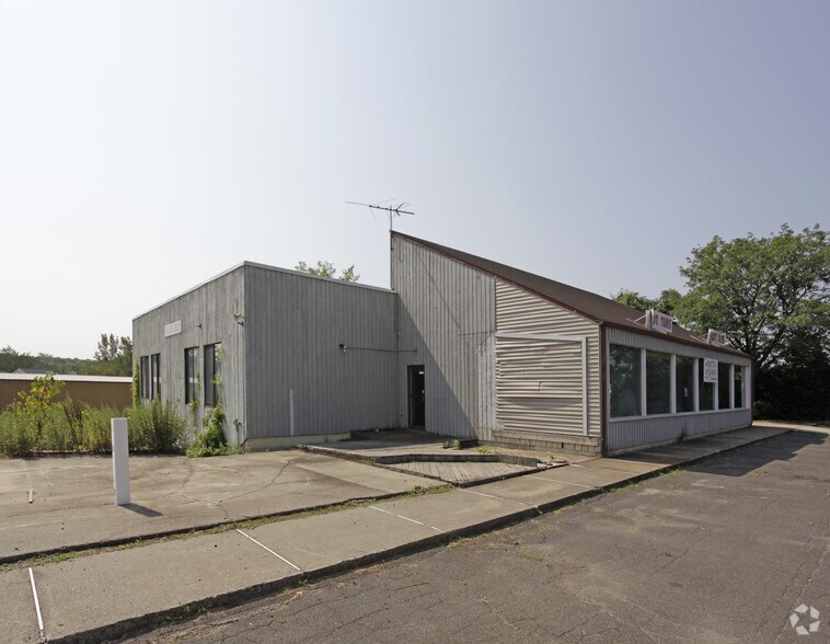 374 Boston Post Rd, Orange, CT for sale - Primary Photo - Image 1 of 1