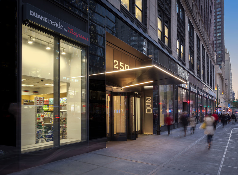 250 W 57th St, New York, NY for lease - Building Photo - Image 2 of 3