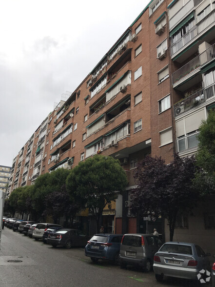 Calle Gandía, 3, Madrid, Madrid for sale - Primary Photo - Image 1 of 2