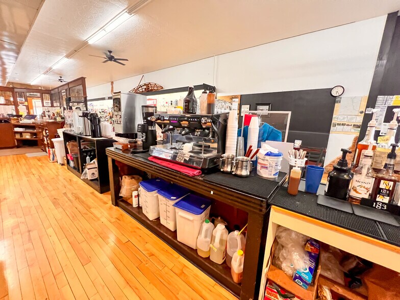 201 N Main St, Elkader, IA for sale - Building Photo - Image 2 of 53