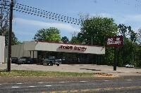 905 E Broadway Ave, Gladewater, TX for sale - Primary Photo - Image 1 of 1