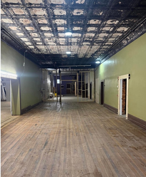 129 E Main St, McComb, OH for sale - Building Photo - Image 3 of 3