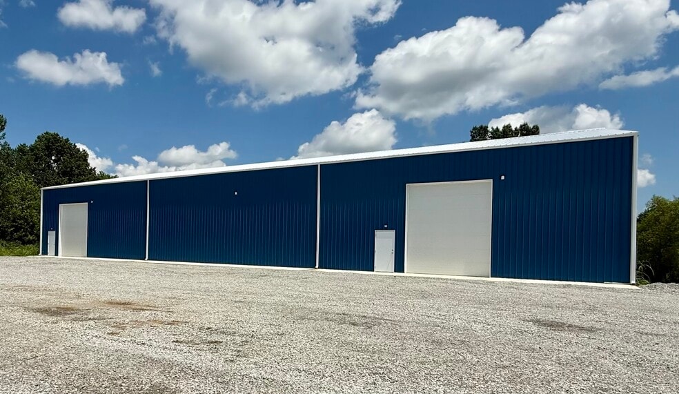 4657 S Limit Ave, Sedalia, MO for lease - Building Photo - Image 2 of 4