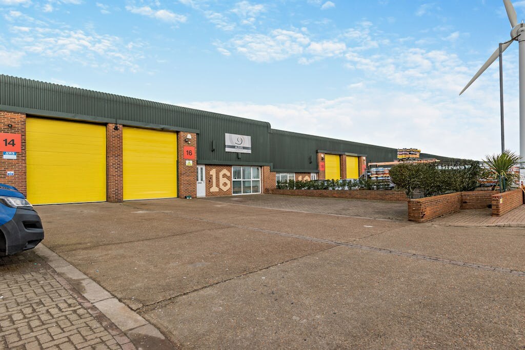 1 Manor Rd, Erith for lease Building Photo- Image 1 of 8