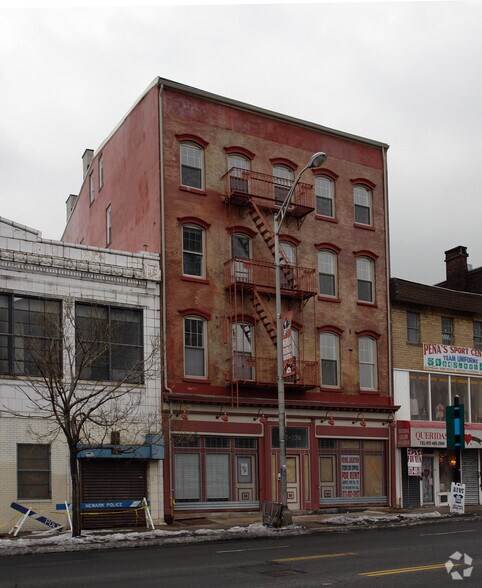 372-374 Broad St, Newark, NJ for sale - Primary Photo - Image 1 of 1