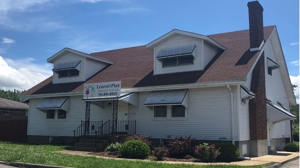 716 Reavis Barracks Rd, Saint Louis, MO 63125