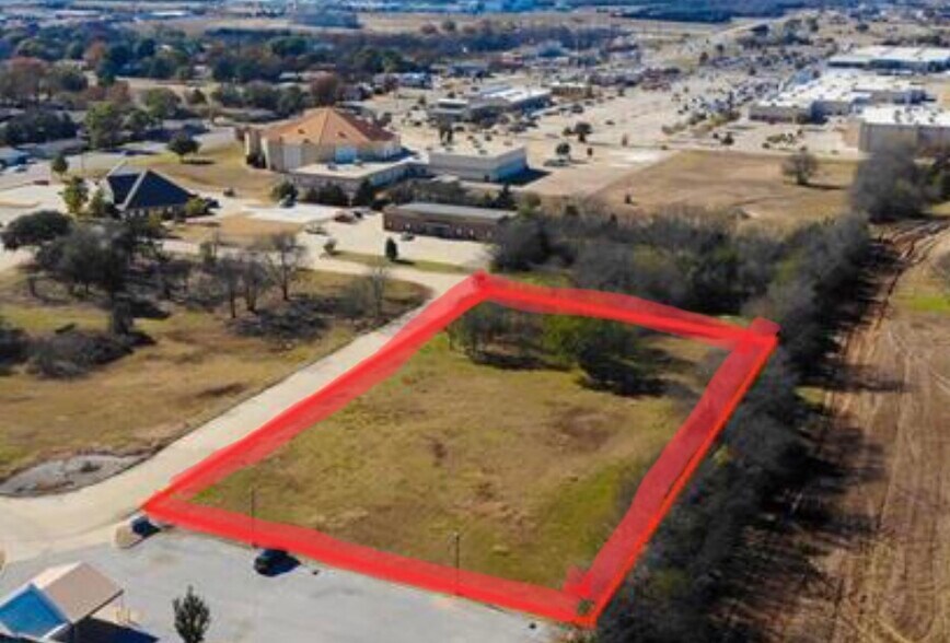 1410 Brookview Dr, Ardmore, OK 73401