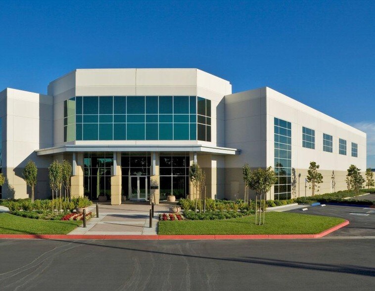 171 River Rd, Piscataway, NJ 08854