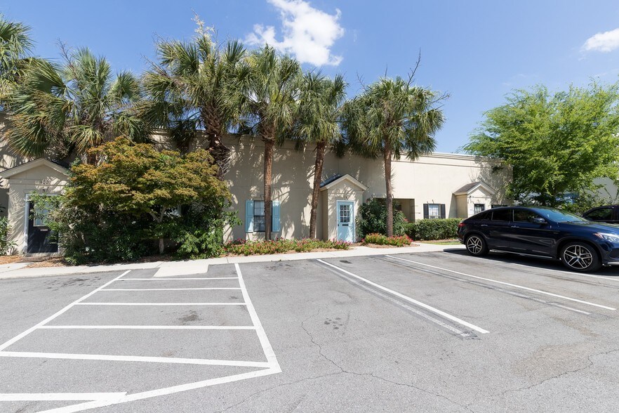 102 Oglethorpe Professional Ct, Savannah, GA for sale - Primary Photo - Image 1 of 1