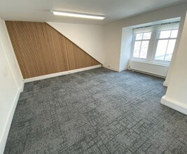 4-5 Golden Sq, Aberdeen for lease Interior Photo- Image 2 of 4