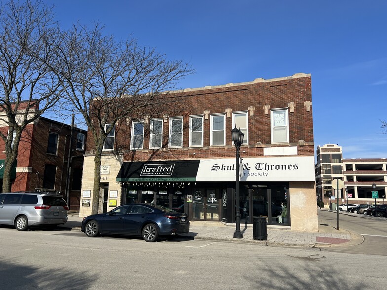 109-111 E First St, Elmhurst, IL for sale - Building Photo - Image 3 of 5