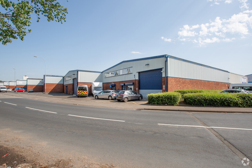 Planetary Rd, Willenhall for lease - Primary Photo - Image 1 of 2