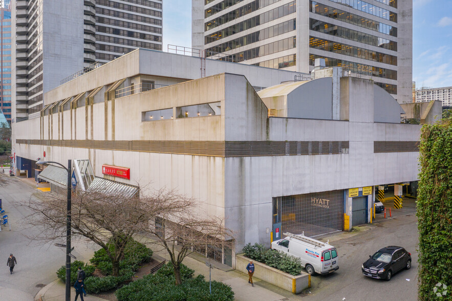 1055 W Georgia St, Vancouver, BC for lease - Primary Photo - Image 1 of 8