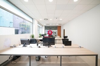 Carrer Gran de Sant Andreu, 403, Barcelona, Barcelona for lease Interior Photo- Image 2 of 12