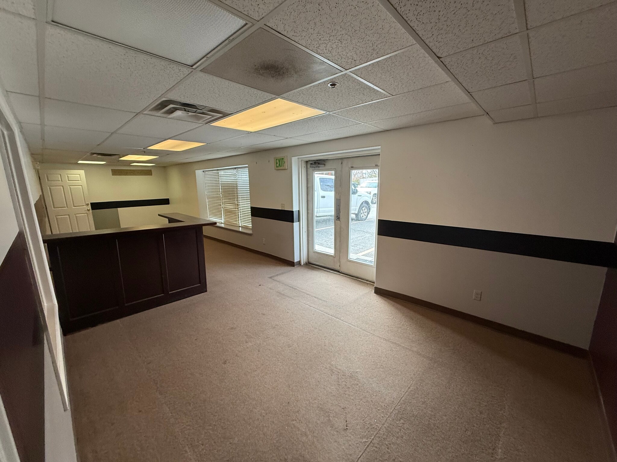 4110 S Highland Dr, Salt Lake City, UT for lease Interior Photo- Image 1 of 3