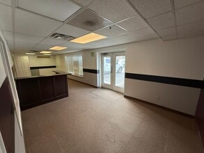 4110 S Highland Dr, Salt Lake City, UT for lease Interior Photo- Image 1 of 3