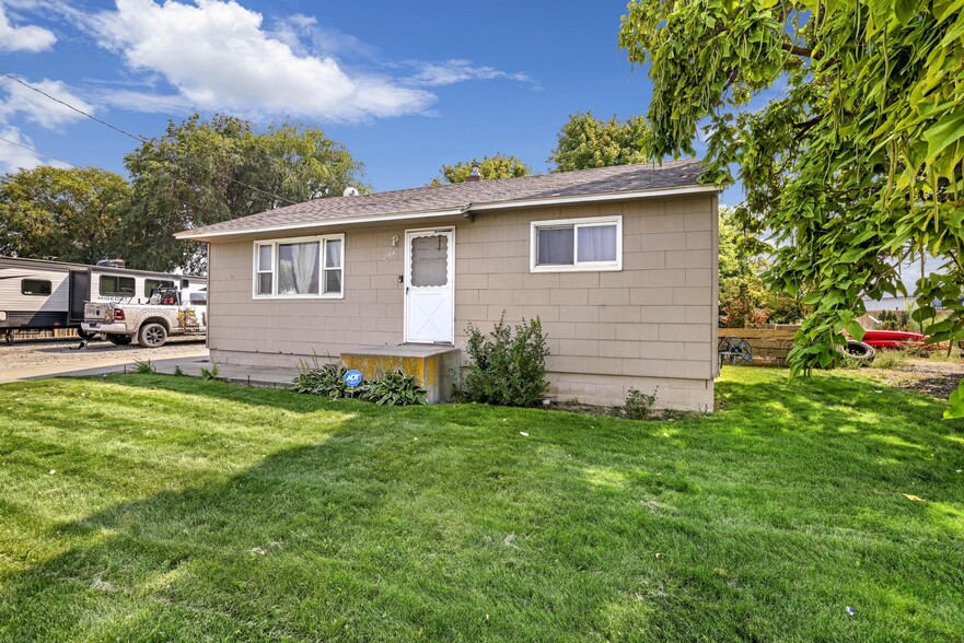 2164 Highland Ave E, Twin Falls, ID for sale - Primary Photo - Image 1 of 34