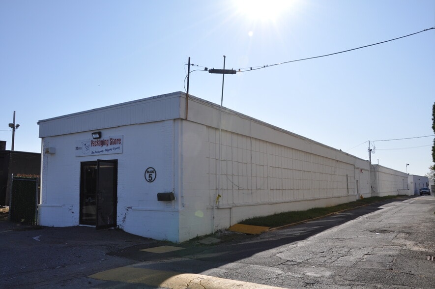 375 Fairfield Ave, Stamford, CT for lease - Building Photo - Image 2 of 9