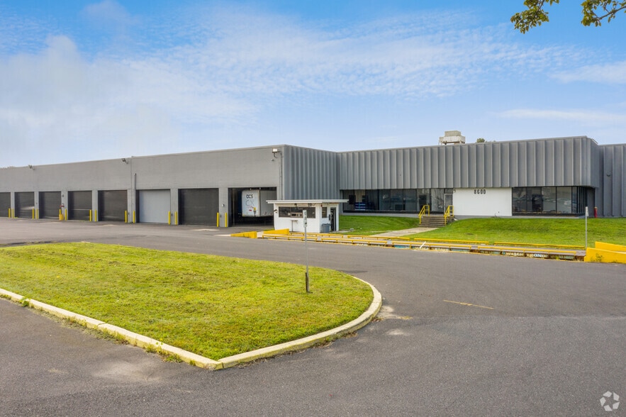8600 River Rd, Pennsauken, NJ for lease - Primary Photo - Image 1 of 22