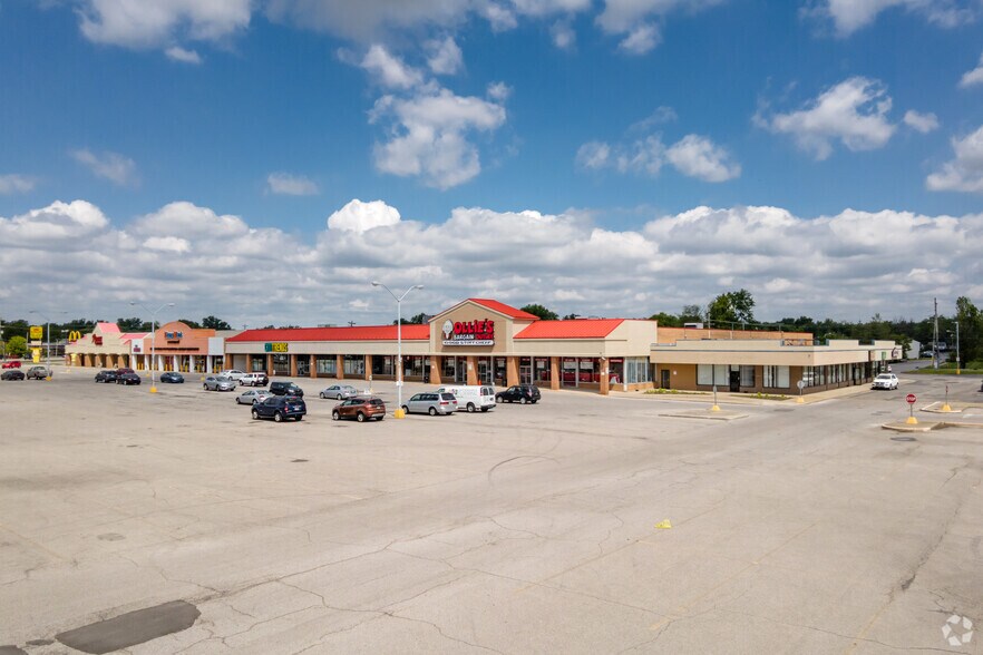 5607-5629 Preston Hwy, Louisville, KY for sale - Primary Photo - Image 1 of 4