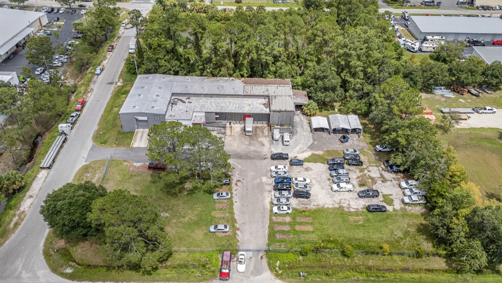 317 NE 35th Ave, Gainesville, FL for lease - Building Photo - Image 2 of 17