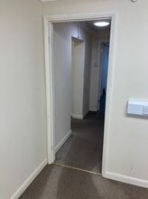 9 Gilston Rd, Saltash for lease Interior Photo- Image 1 of 2