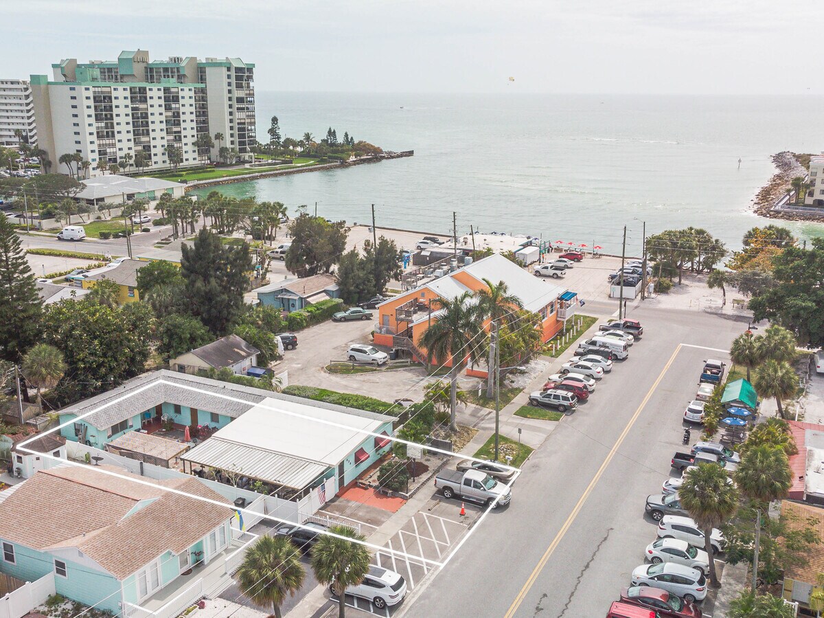 636 Corey Ave, Saint Petersburg, FL 33706 Wide Waters Motel