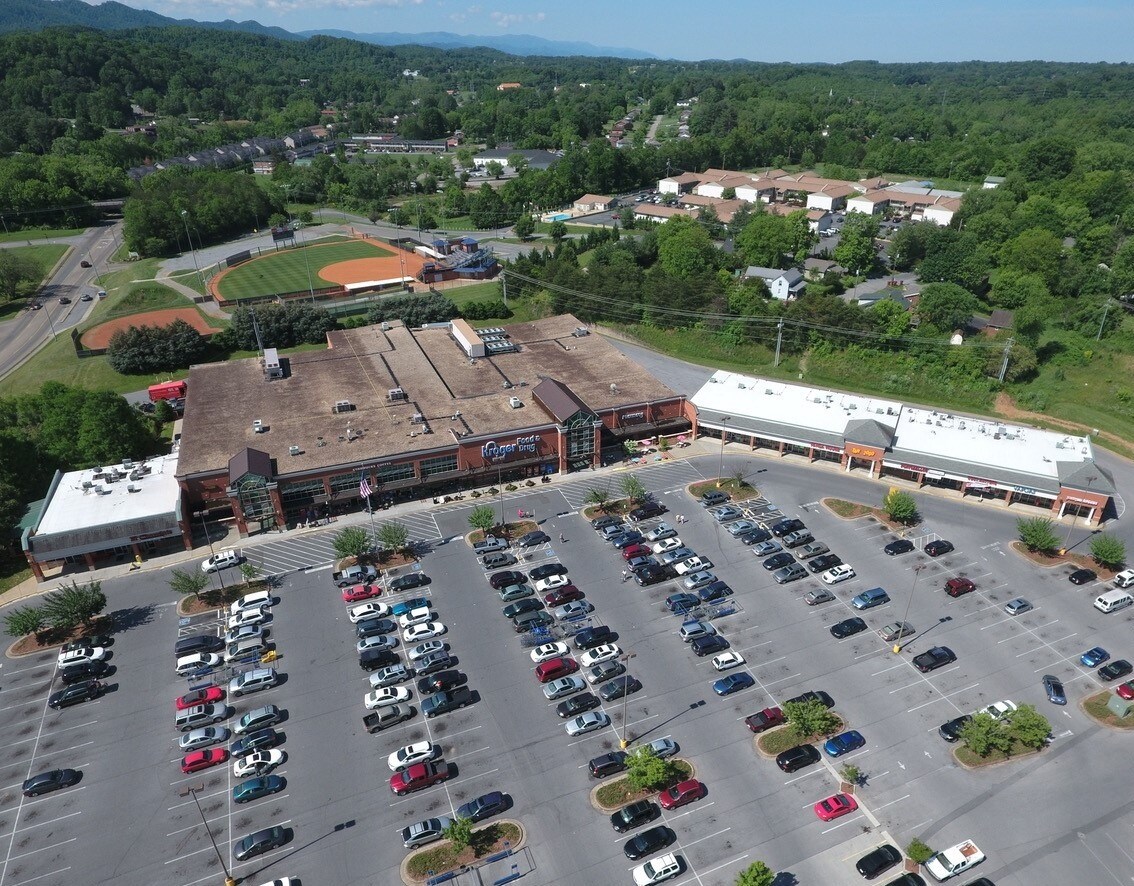 1805 W State Of Franklin Rd, Johnson City, TN for sale Building Photo- Image 1 of 1